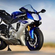 Siêu mô tô Yamaha YZF-R1 có phiên bản mới rẻ hơn