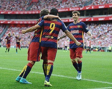 Messi đá hỏng phạt đền, Barca vẫn thắng nhờ Suarez