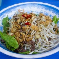 Phở trộn kiểu mới cho bữa trưa đủ chất ngon miệng