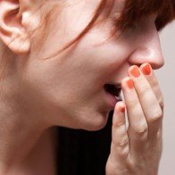 Biểu hiện bệnh ung thư thanh quản ai cũng phải biết