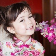 6 kiểu dạy của bố mẹ làm "hỏng" con gái yêu