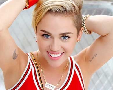Miley Cyrus hát nhạc phim đồng tính