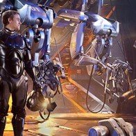 Bom tấn ‘Pacific Rim 2’ bị ngưng sản xuất