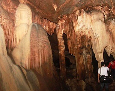 Khám phá hang động mới Brai (Quảng Trị)