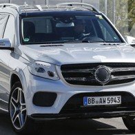 Mercedes-Benz GLS thay thế GL-Class lộ diện gần như trần trụi
