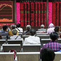 Đón tin xấu, chứng khoán Trung Quốc thấp nhất 2 tuần