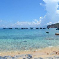 Đến Hòn Khô qua cây cầu vượt biển dài nhất Việt Nam