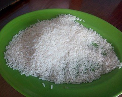 Nghi vấn gạo nhựa xuất hiện tại TP.HCM