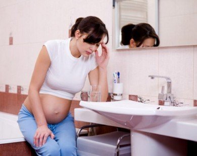 Giúp mẹ bầu tránh chóng mặt khi mang thai