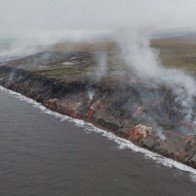 Kỳ lạ ngọn đồi bốc khói trắng suốt trăm năm