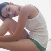 Điều ít người biết về "cô bé"