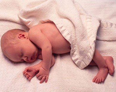 6 cách khắc phục nhanh tình trạng trẻ sơ sinh bị ọc sữa