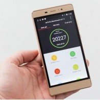 Ra mắt smartphone khung nhôm nguyên khối giá “mềm“