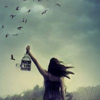 Là phụ nữ, phải biết yêu lấy bản thân mình!