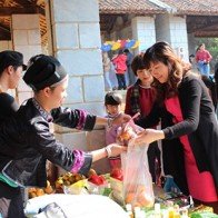 Tái hiện “Chợ quê - nét văn hóa của dân tộc Việt Nam”