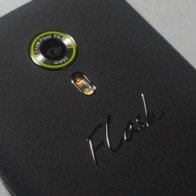 Smartphone dùng camera 13MP, giá dưới 3 triệu đồng