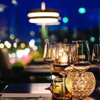 Quà tặng đặc biệt tôn vinh phụ nữ Việt Nam tại khách sạn JW Marriott Hà Nội