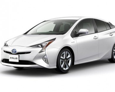 Toyota Prius 2016 tiêu thụ xăng trung bình 2,5 lít/100 km