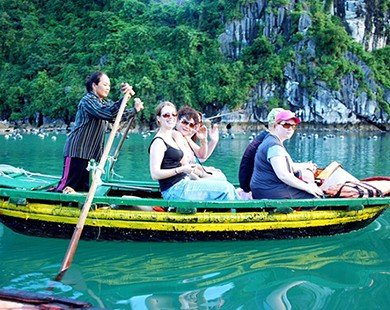 Tuổi trẻ có thể làm gì cho du lịch Việt?