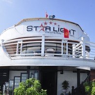 Đoàn phim “ Vệ sĩ, tiểu thư và thằng khờ” bất ngờ có mặt trên du thuyền Starlight Cruise
