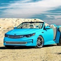 Kia K5 mui trần độc nhất vô nhị lộ diện