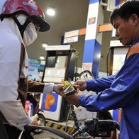 Giá xăng có thể giảm từ 500- 600 đồng/lít từ ngày 3/11