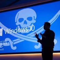 Microsoft lôi kéo người dùng 'lậu' lên đời Windows 10