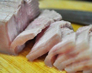 Cách nhận biết thịt lợn siêu nạc chứa hóa chất độc hại