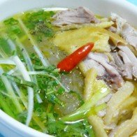 Cách làm phở gà thơm ngon cho bữa sáng no căng tròn