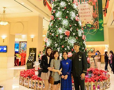 Lễ thắp sáng cây thông Noel tại khách sạn Nikko Hà Nội có gì đặc biệt?