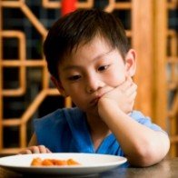 Bs Phạm Ngọc Thanh mách các mẹ cách 'đá bay' chứng biếng ăn ở trẻ