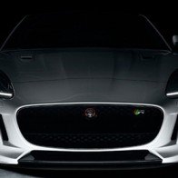 "Báo gấm" Jaguar F-Type 2017 có bản trang bị mới, giá rẻ hơn