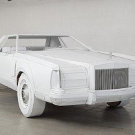 Lincoln Continental bằng bìa các-tông “thật đến từng mm”