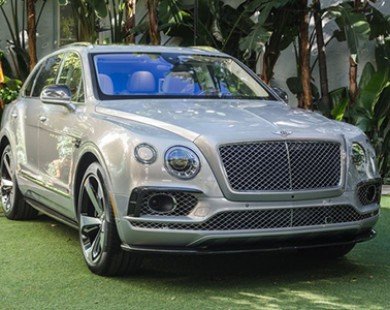 Bentley Bentayga phiên bản “mua được tặng đồng hồ” ra mắt khách VIP