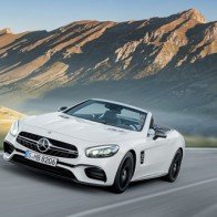 Xe mui trần hạng sang Mercedes-Benz SL 2017 chính thức “lên sàn”