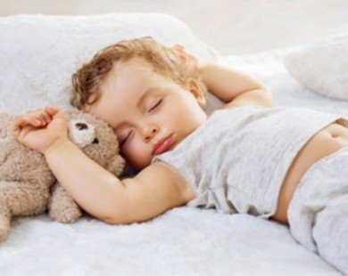 Trẻ cần ngủ bao nhiêu thì đủ?