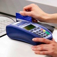 “Rút tiền qua thẻ” trốn phí, tránh lãi