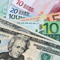 Fed và ECB ngược chiều, euro sẽ ngang giá với USD?