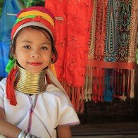 Phong tục đeo vòng cổ của bộ tộc Karen