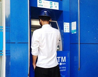 Làm sao để không bị cảnh “tự dưng mất tiền trong ATM”?