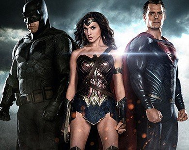 Siêu bom tấn ‘Batman v Superman’ tung trailer mới dài 3 phút