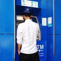 Làm sao để không bị cảnh “tự dưng mất tiền trong ATM”?