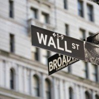 Bị đè nặng bởi cổ phiếu năng lượng, chứng khoán Mỹ giảm mạnh