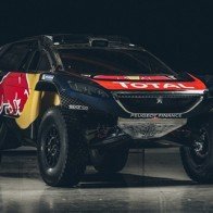 Cận cảnh “quái vật” Peugeot 2008 DKR 2016 trong bộ cánh Red Bull