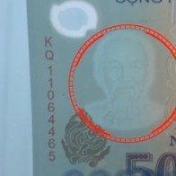 Cách phân biệt tiền giả, tiền thật đơn giản