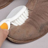Cẩm nang bảo quản, làm sạch giày da lộn từ A-Z
