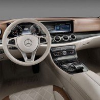 Mercedes-Benz E-Class 2017 lộ nội thất tràn ngập công nghệ