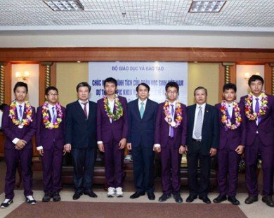 Việt Nam đoạt giải cao trong Kỳ thi Olympic khoa học trẻ quốc tế