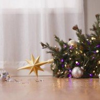 Kỳ lạ thị trấn cấm 'vui vẻ' trong Giáng sinh