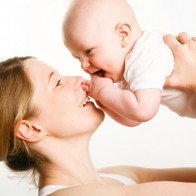 Tuyệt đối không rung lắc trẻ dưới 2 tuổi